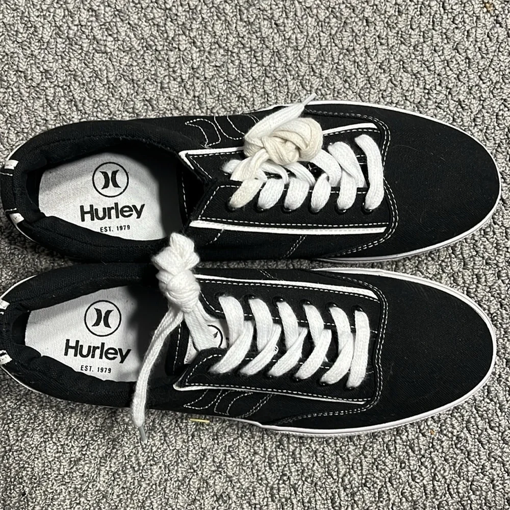 Brand New Hurley Shoes - Picture 5 of 7